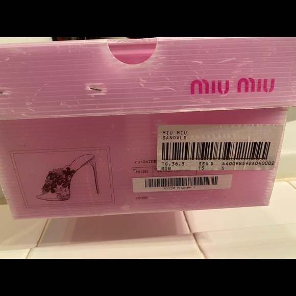 Miu Miu Slide - Picture 3 of 5